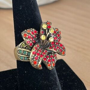 Heidi Daus Beautiful Crystal Flower Ring Size 8